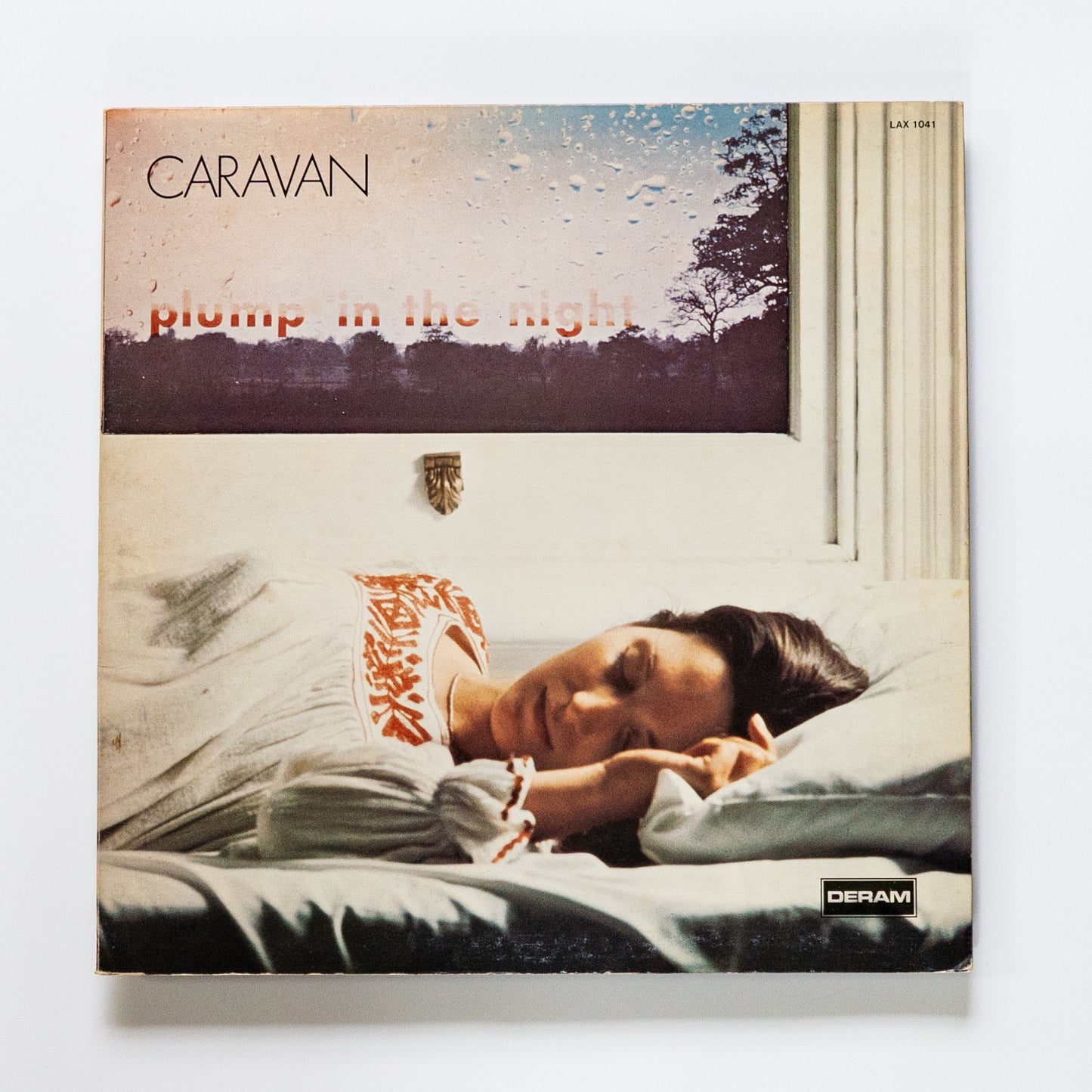 Caravan / For Girls Who Grow Plump In The Night